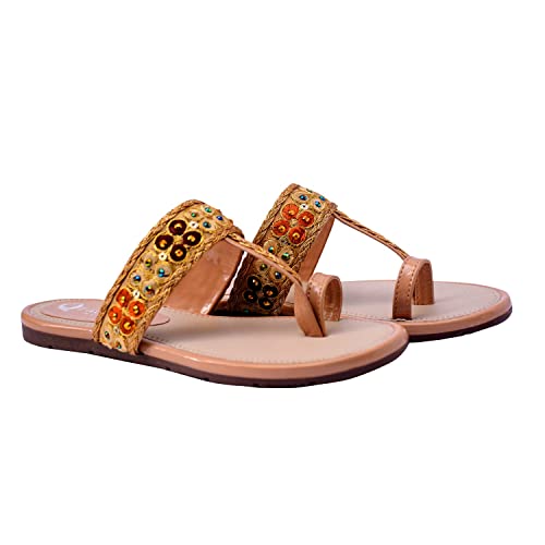 2023 New Summer Beach Sandals Men Sports Slippers Women Fashion Trend  Outdoor Slippers Small Fragrant Sandals Matsuke Soft Sole Cross Bread  Sandals - China New Pattern and Summer price | Made-in-China.com